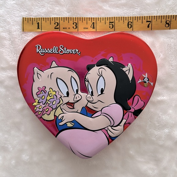 Free Add On - Looney Tunes Metal Tin - Picture 3 of 4